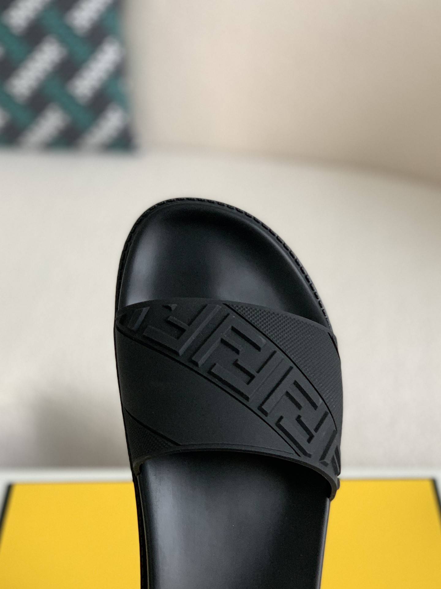 F**di slippers