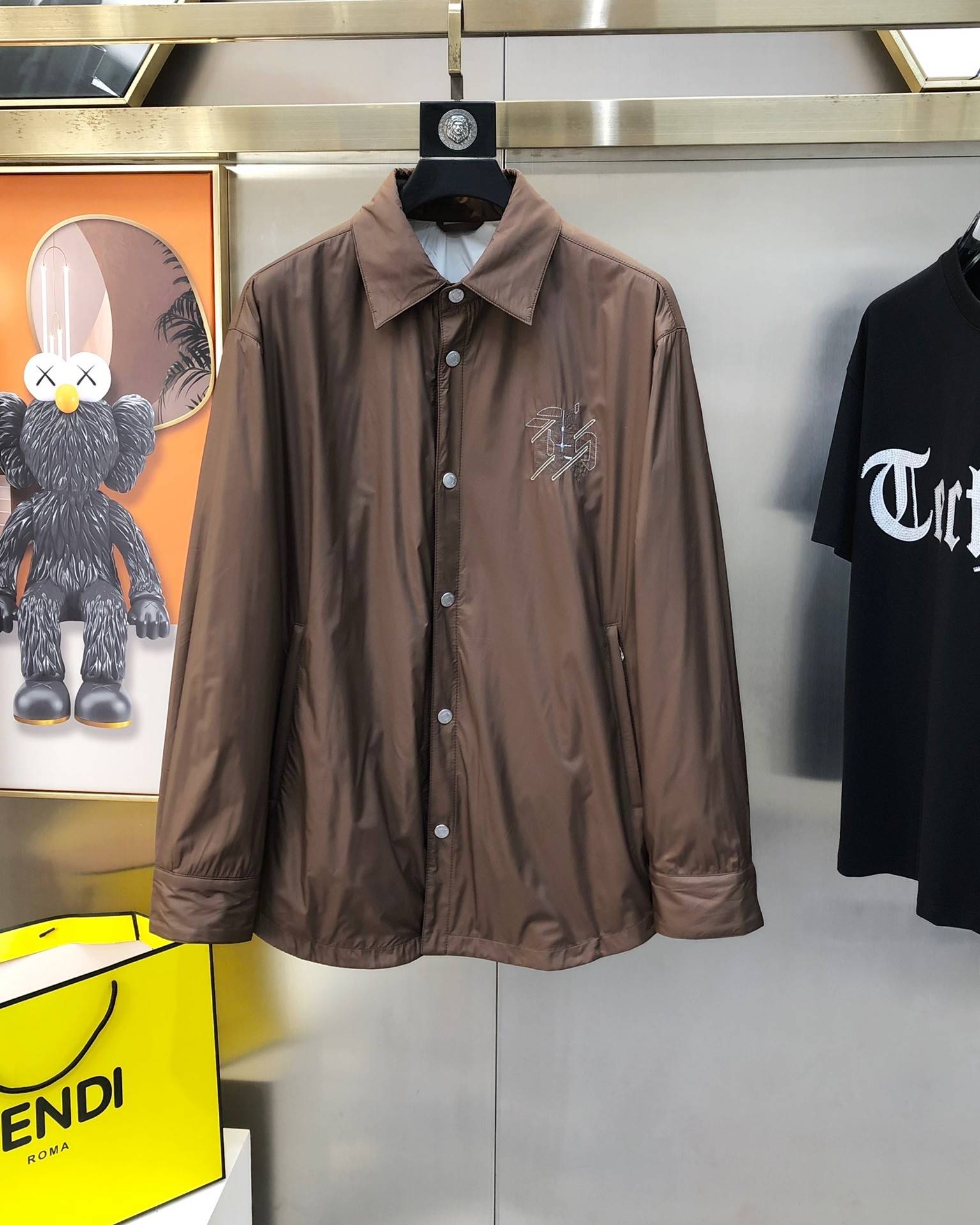 H**me5 lapel jacket