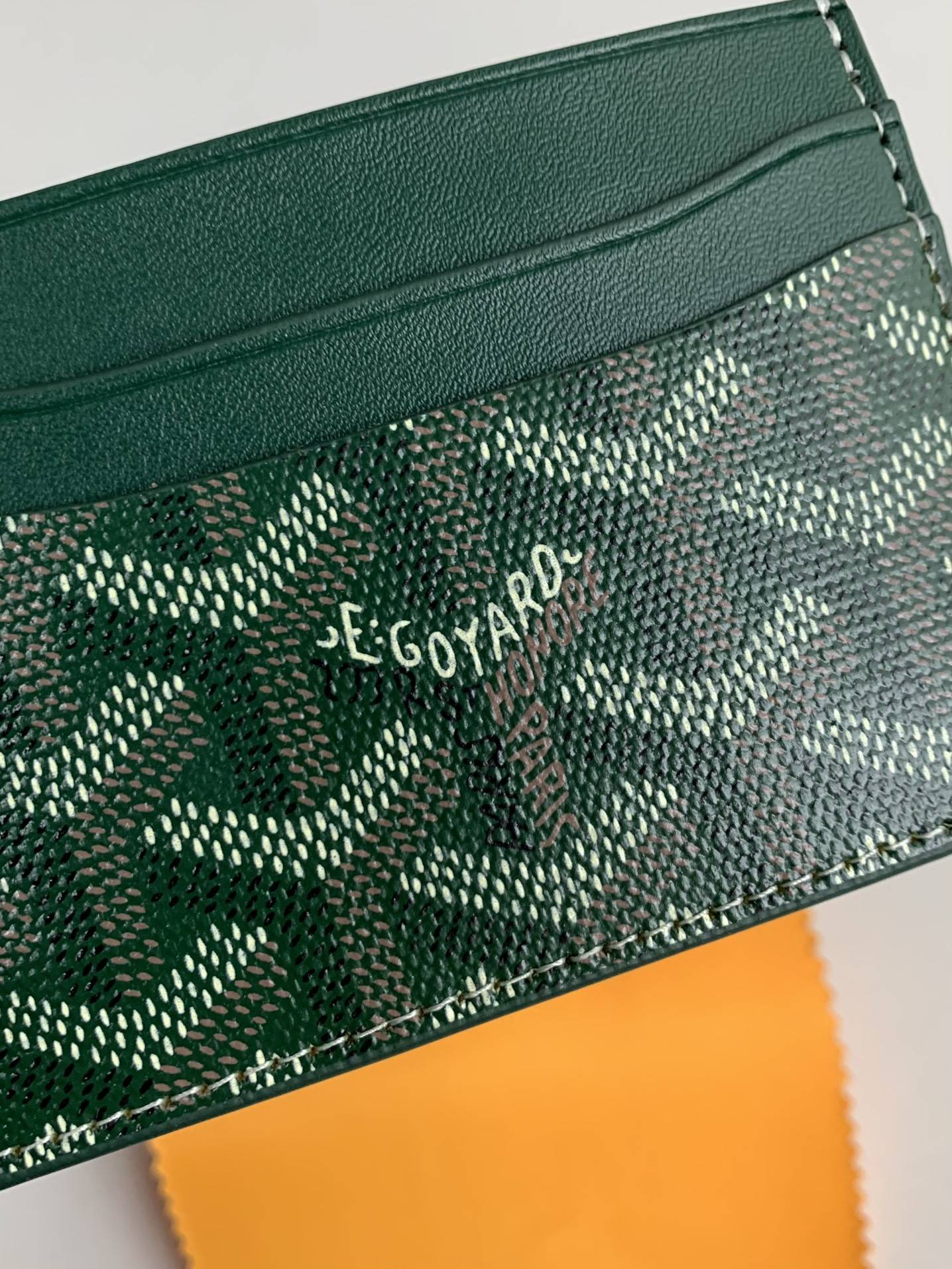 G09ard Card bag