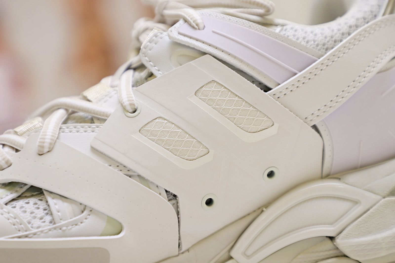 Ba1en*iaga TRACK TRAINER