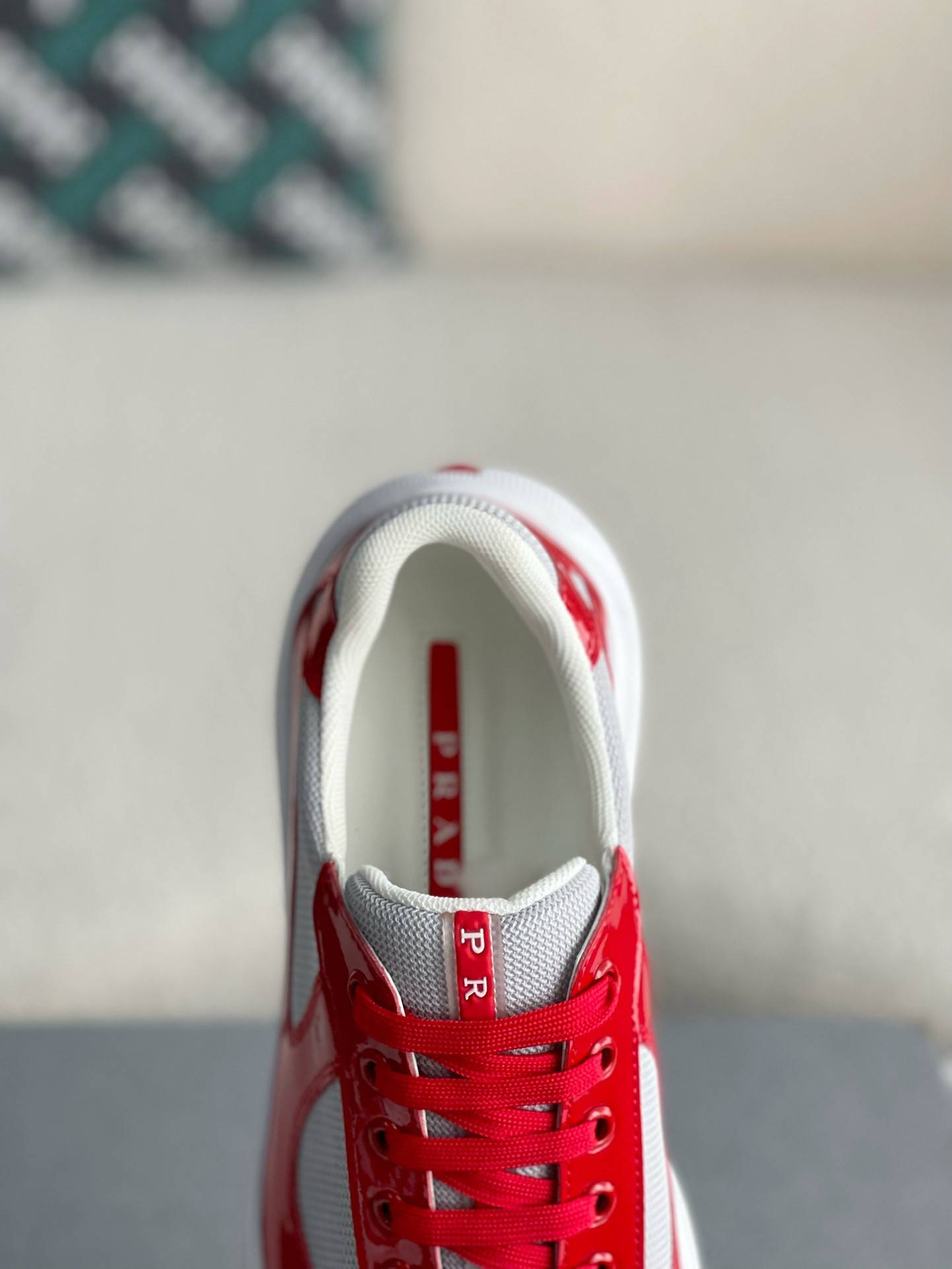 P*DA Sneakers