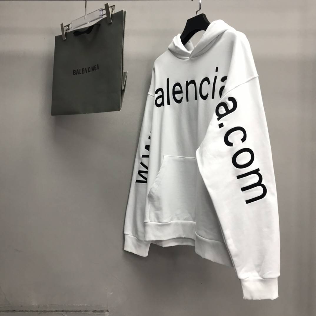 Ba1en*iaga lettered hooded sweatshirt
