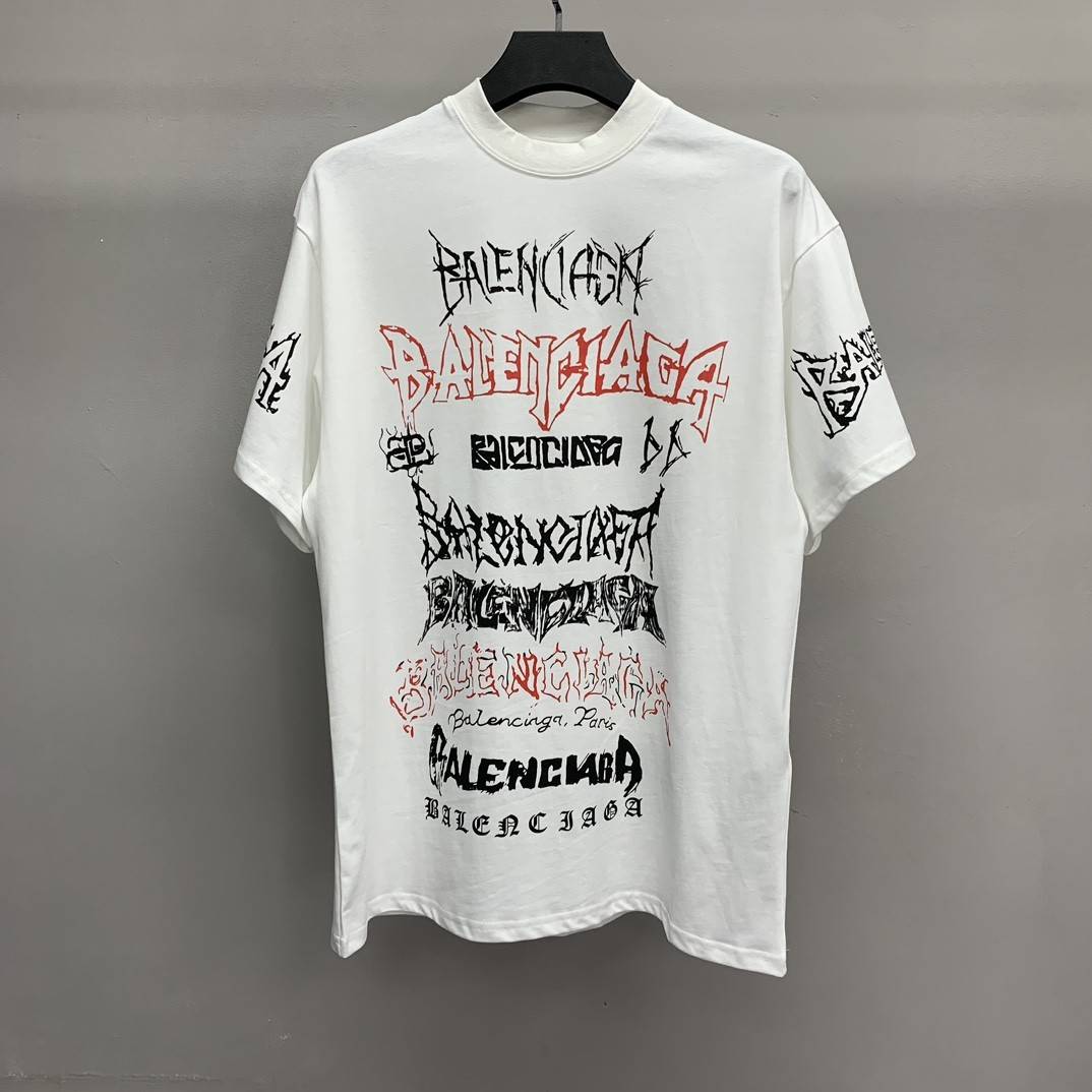 Ba1en*iaga doodle year of the Dragon Alphabet T-shirt