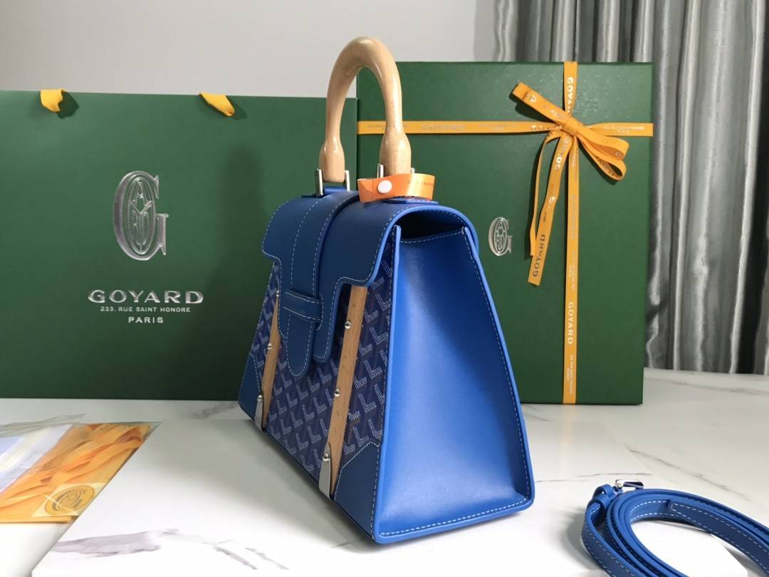 G09ard Saigon PM small bag, top quality!   Size: 28 * 20 * 12cm