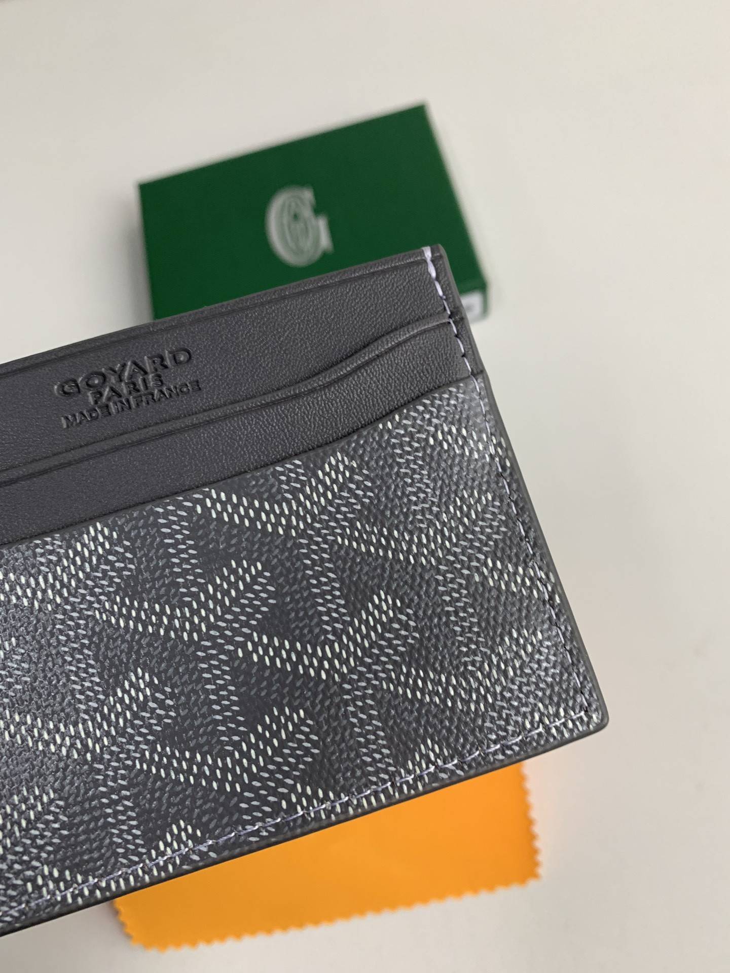 G09ard Card bag