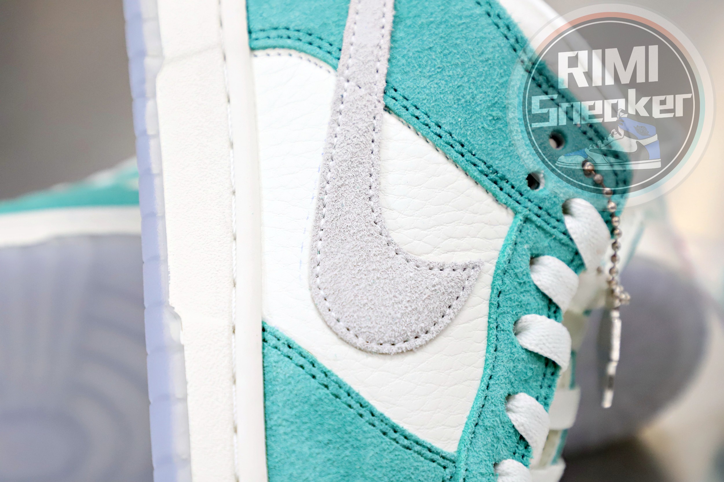 KASINA X DUNK LOW