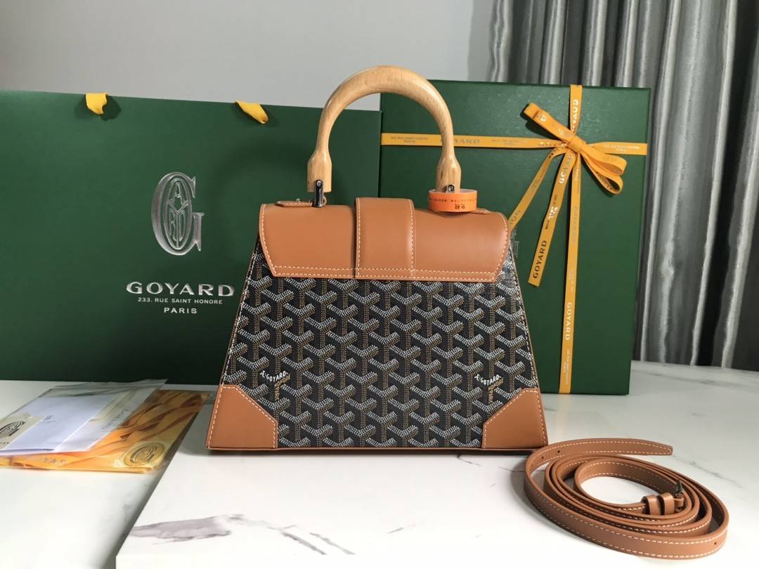 G09ard Saigon PM small bag, top quality!   Size: 28 * 20 * 12cm