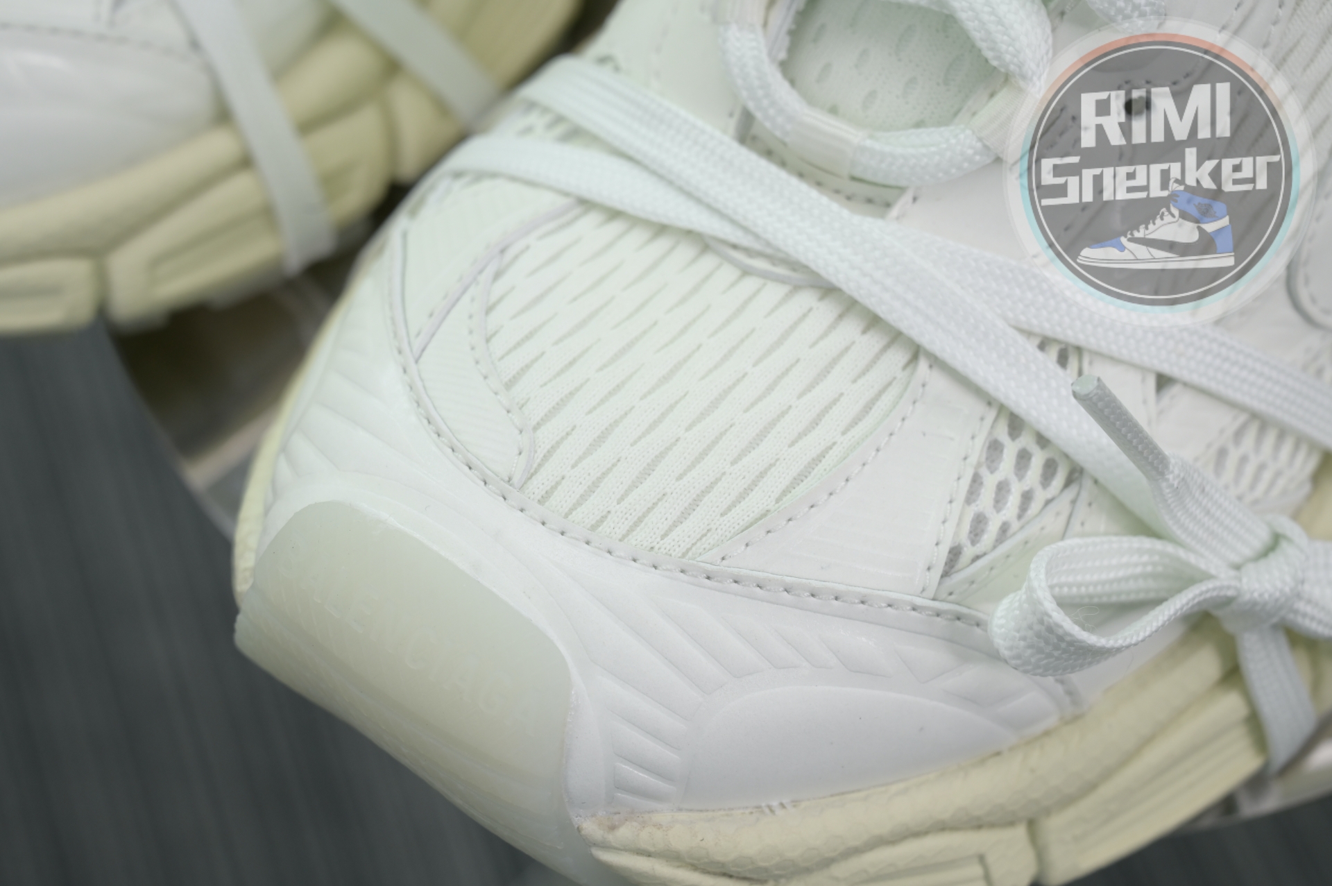 Ba1en*iaga PHANTOM SNEAKER
