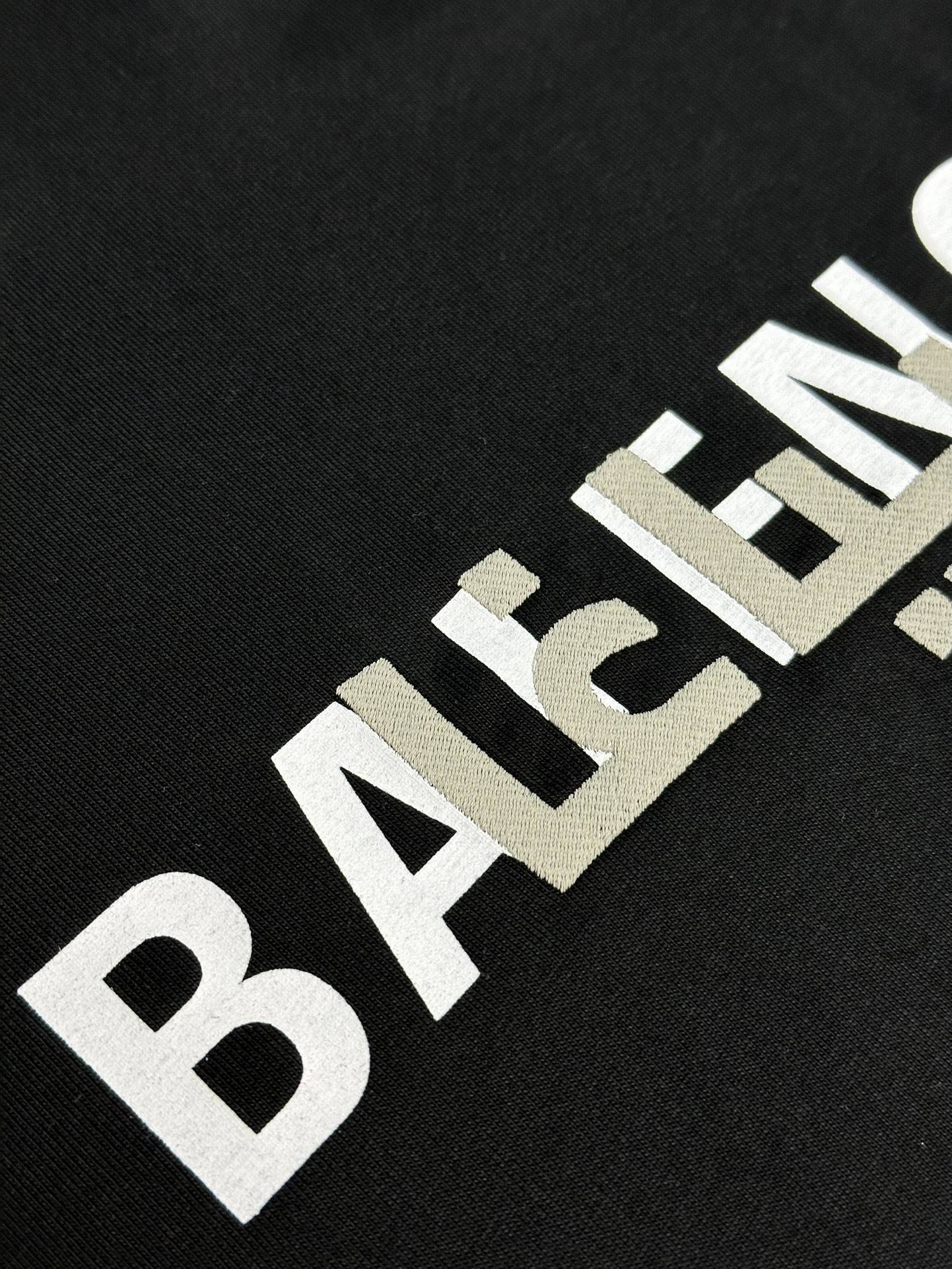 Ba1en*iaga double back embroidered short sleeves