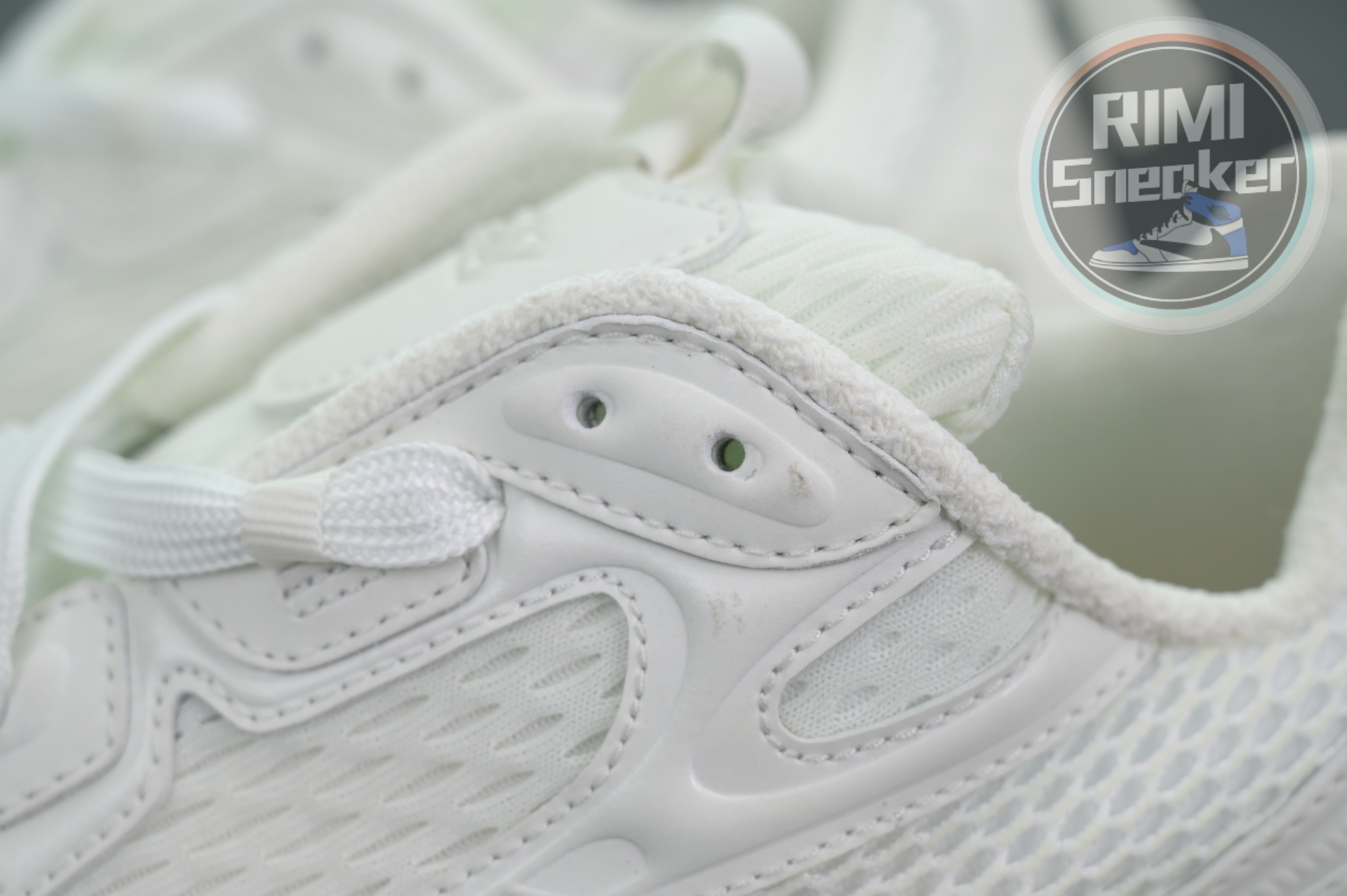 Ba1en*iaga PHANTOM SNEAKER