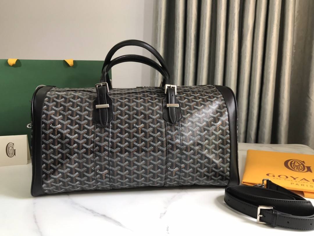 G09ard travel bag fitness bag, top quality!  Size: 48 * 23 * 24cm