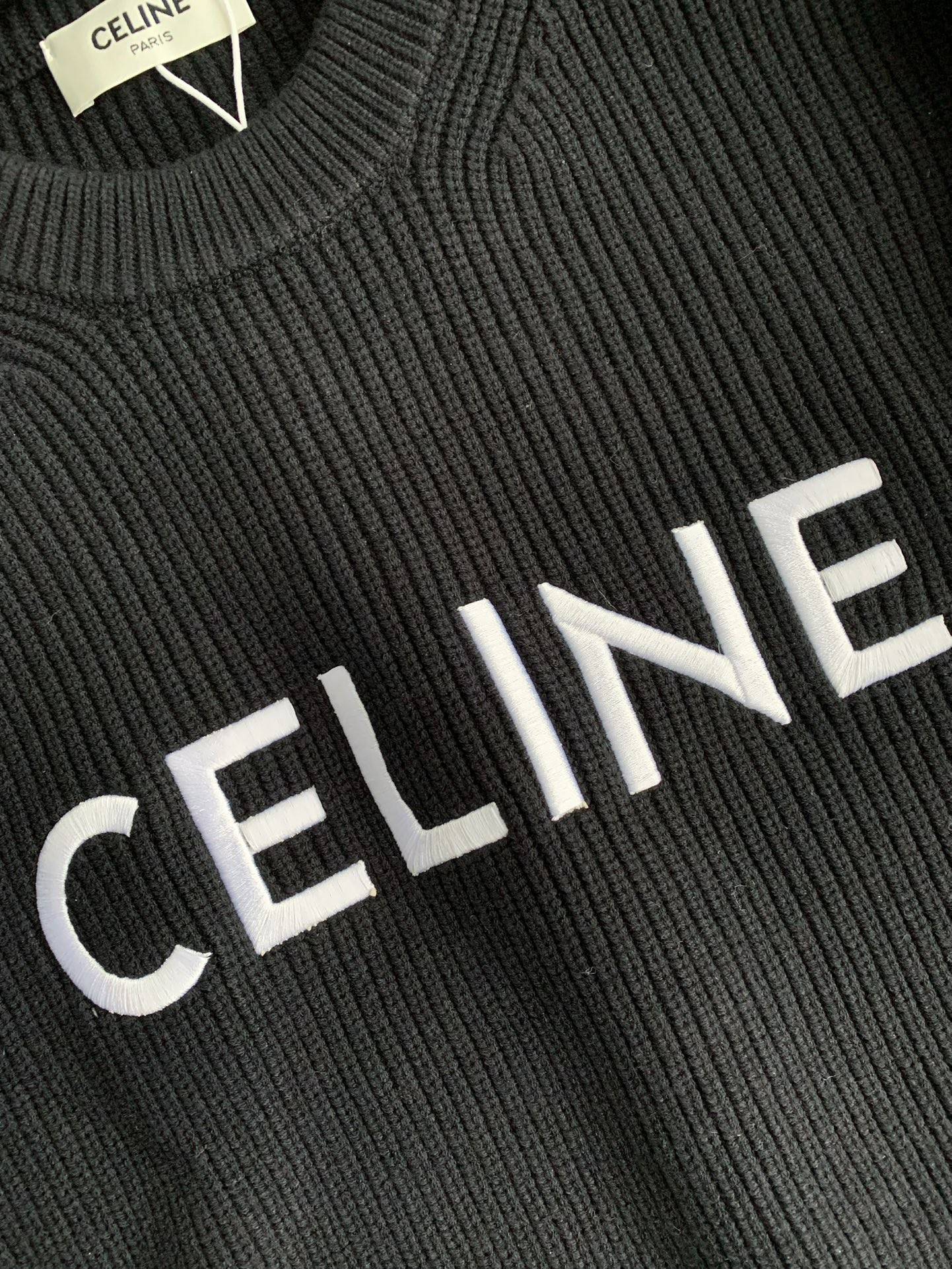 Ce1i*e sweater knitted material