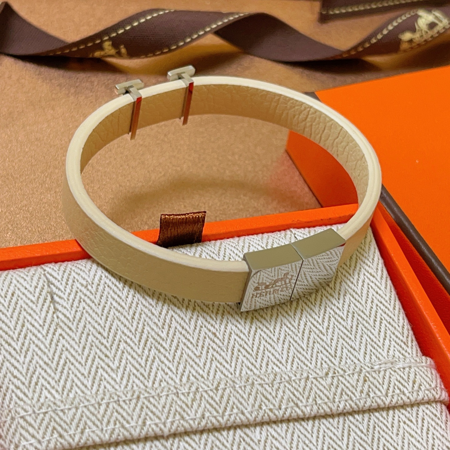 H**me5 leather strap pure handmade leather material series 18k gold bracelet