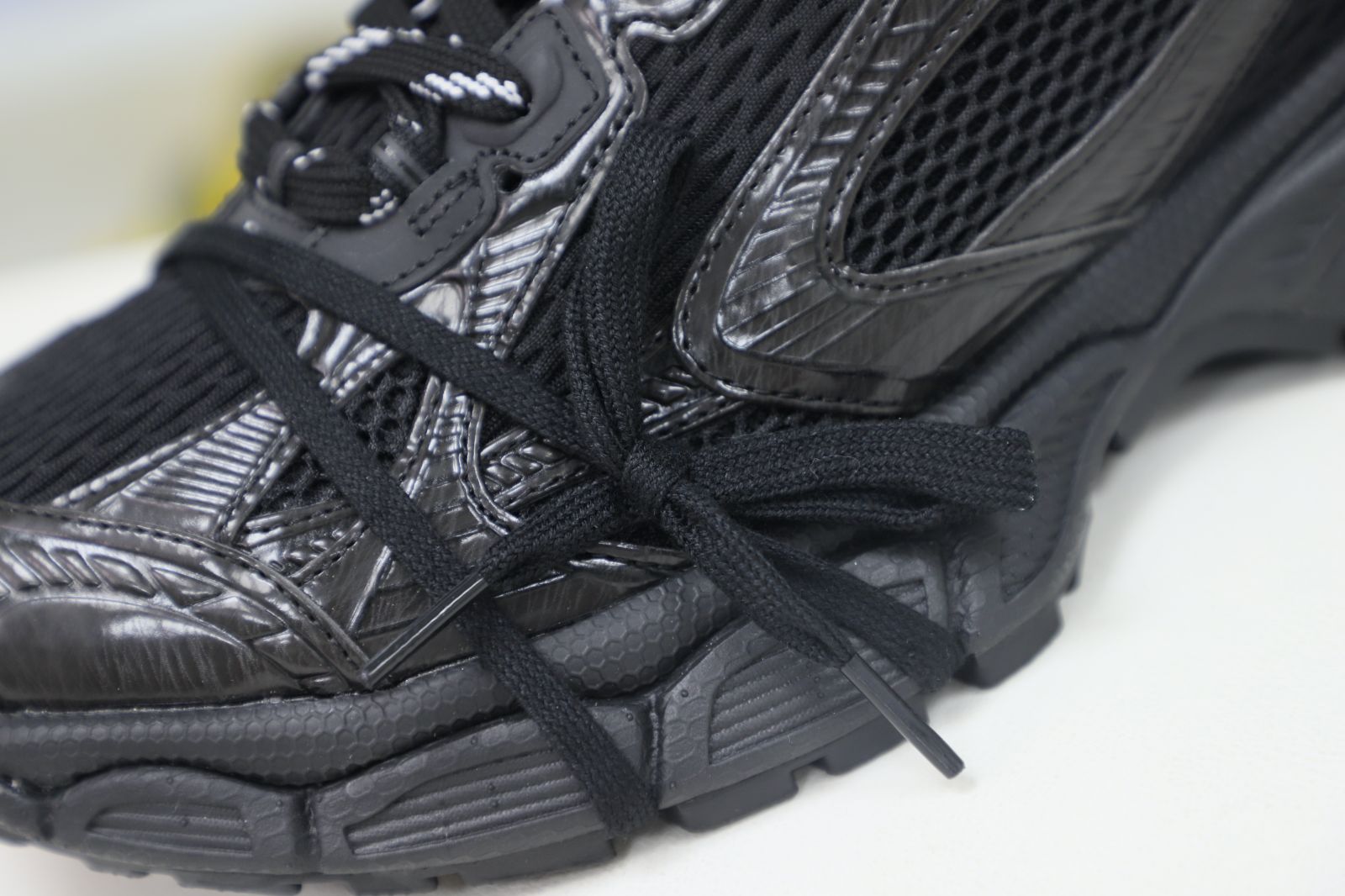Ba1en*iaga PHANTOM SNEAKER