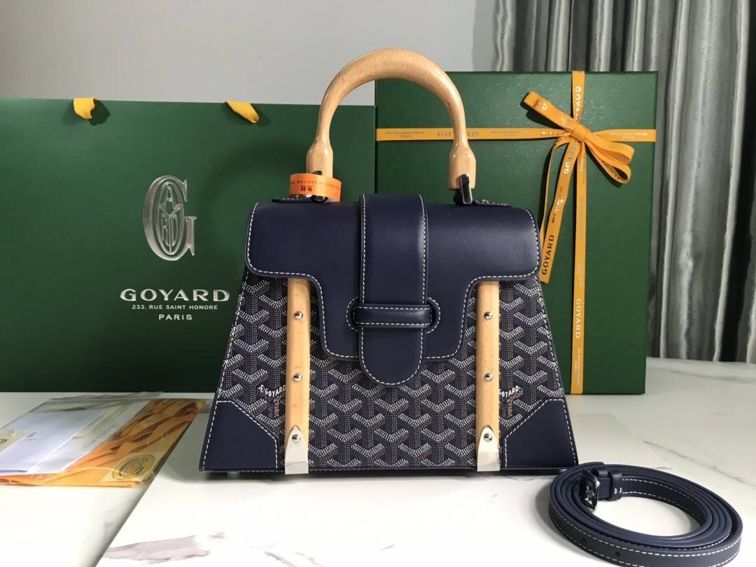 G09ard Saigon PM small bag, top quality!   Size: 28 * 20 * 12cm