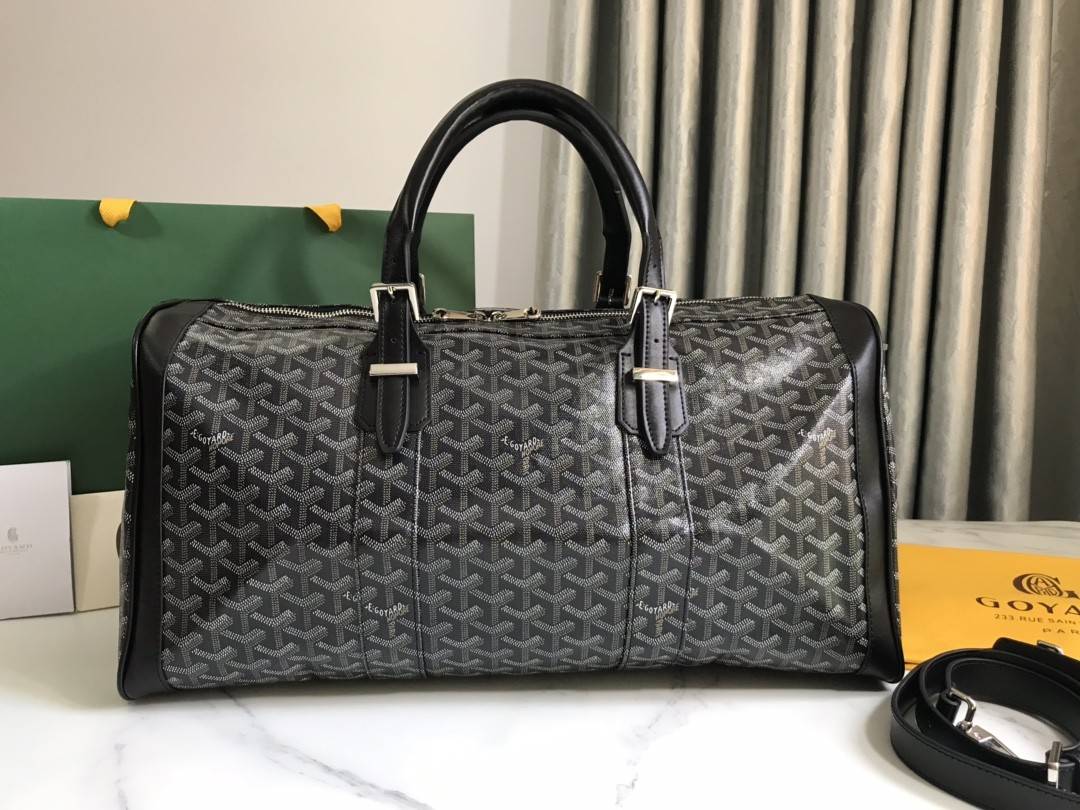 G09ard travel bag fitness bag, top quality!  Size: 48 * 23 * 24cm