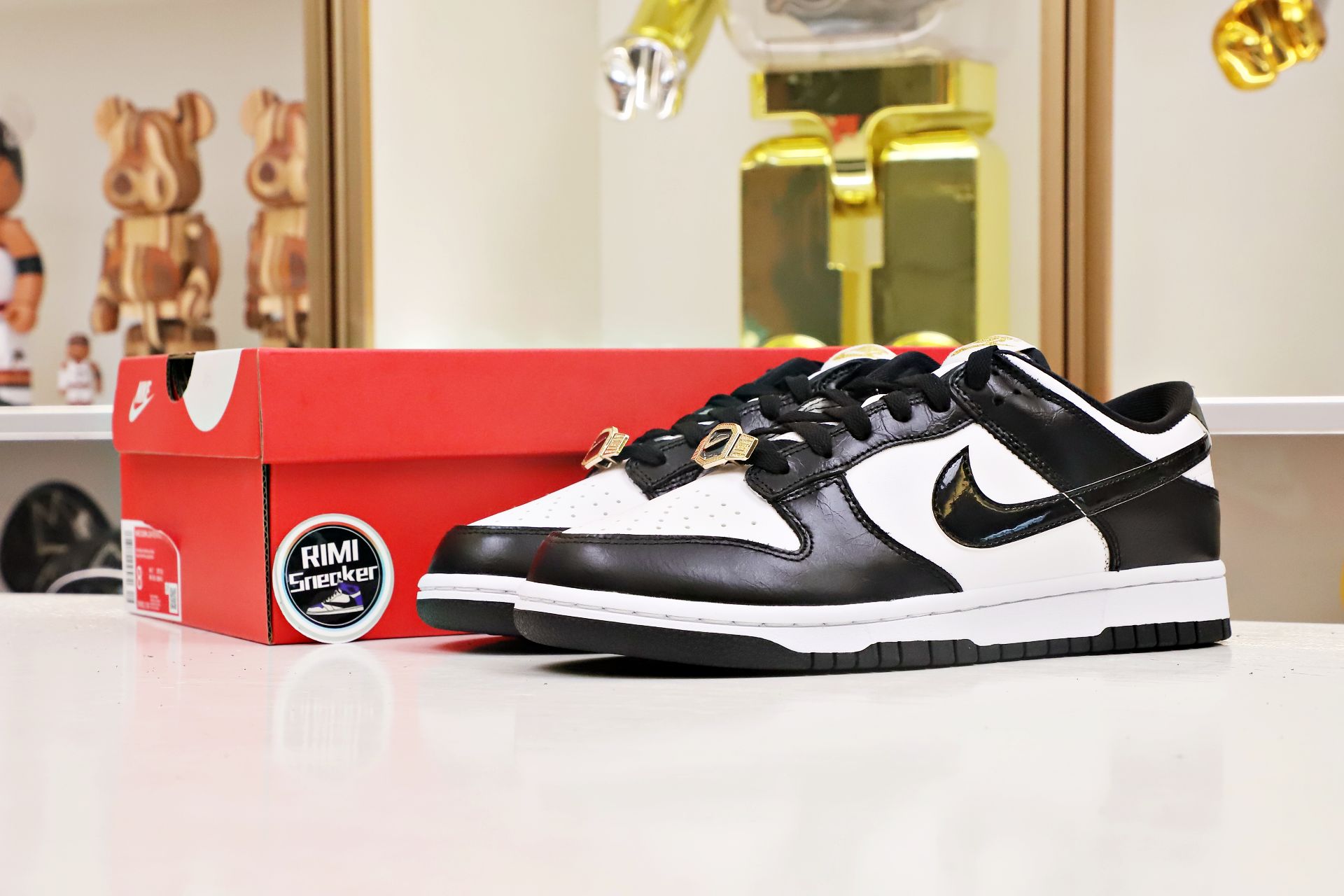 DUNK LOW PANDA