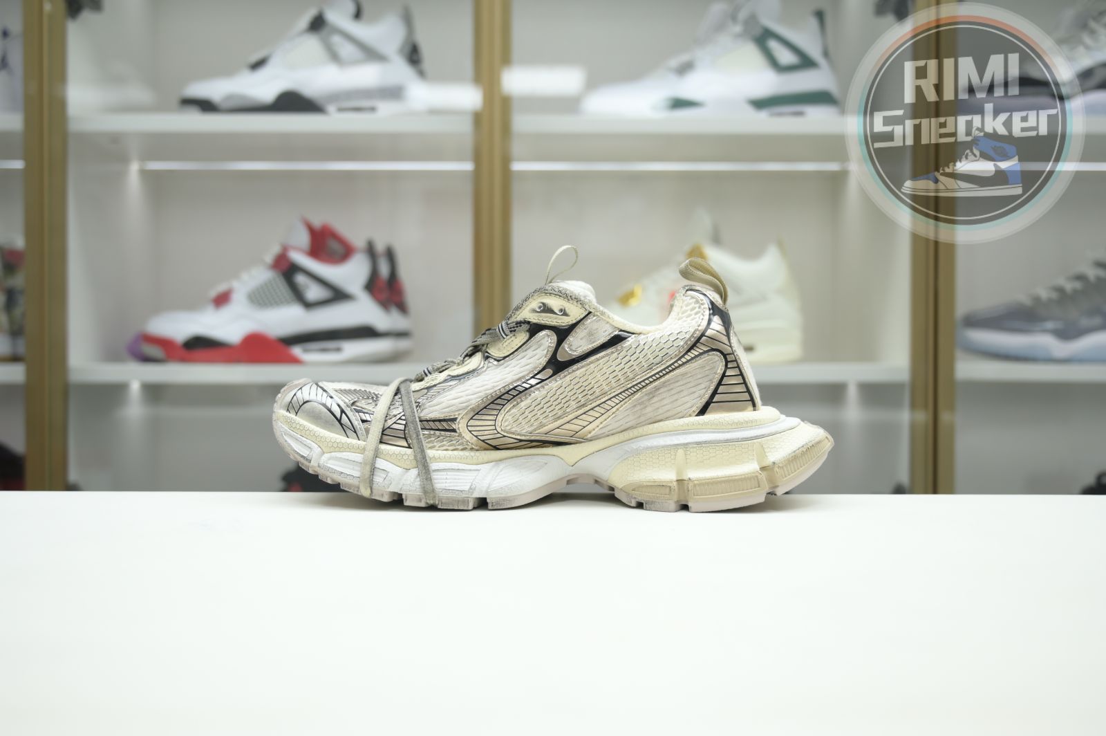 Ba1en*iaga PHANTOM SNEAKER