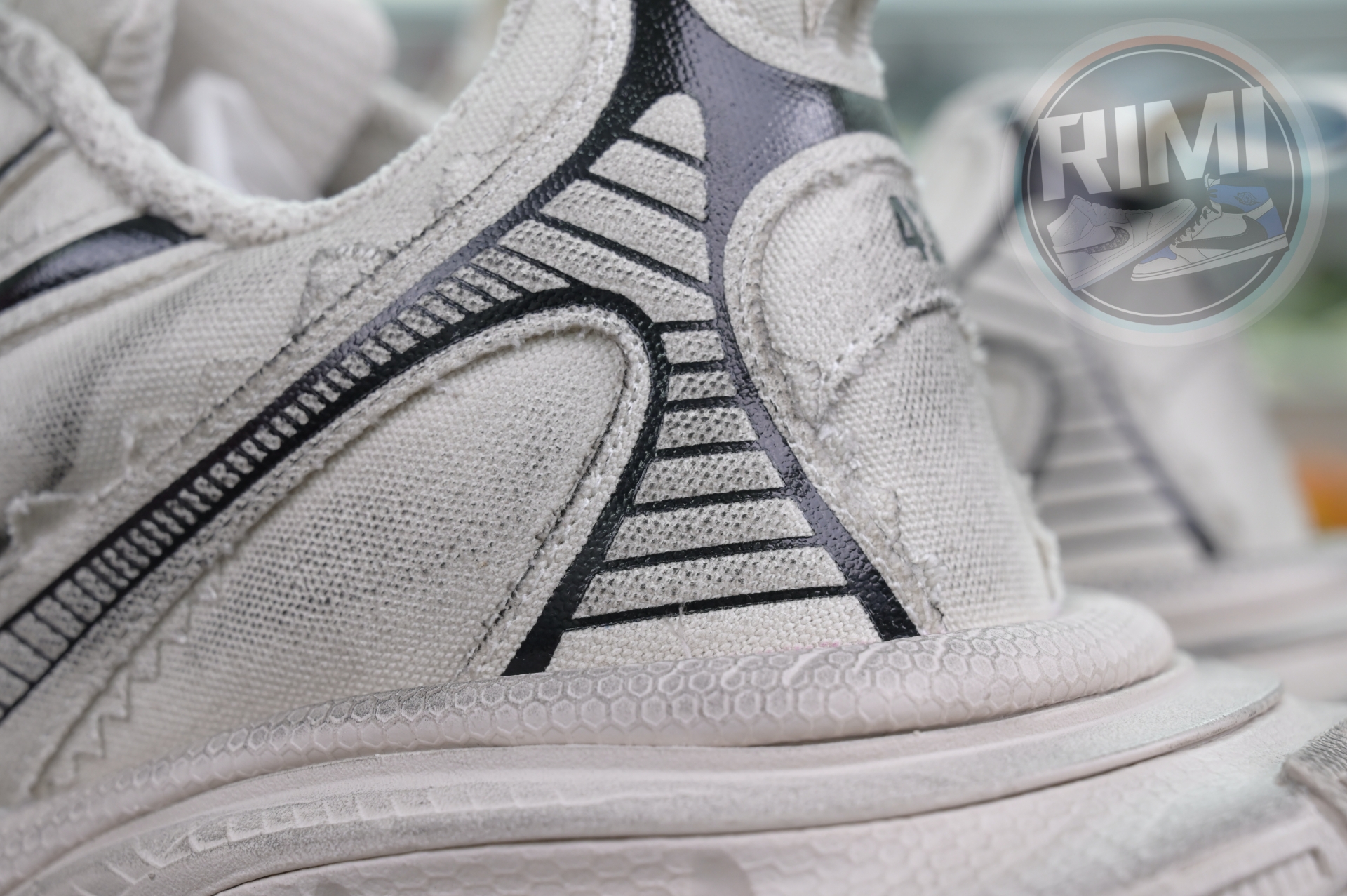 Ba1en*iaga PHANTOM SNEAKER