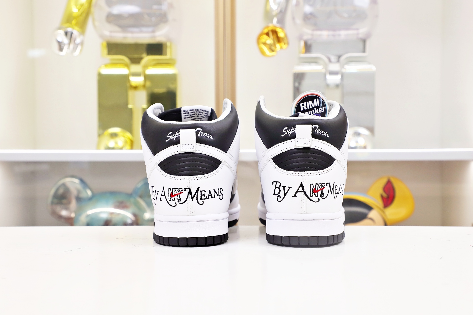 NIKE SB DUNK HIGH Svp*me BY ANY MEANS