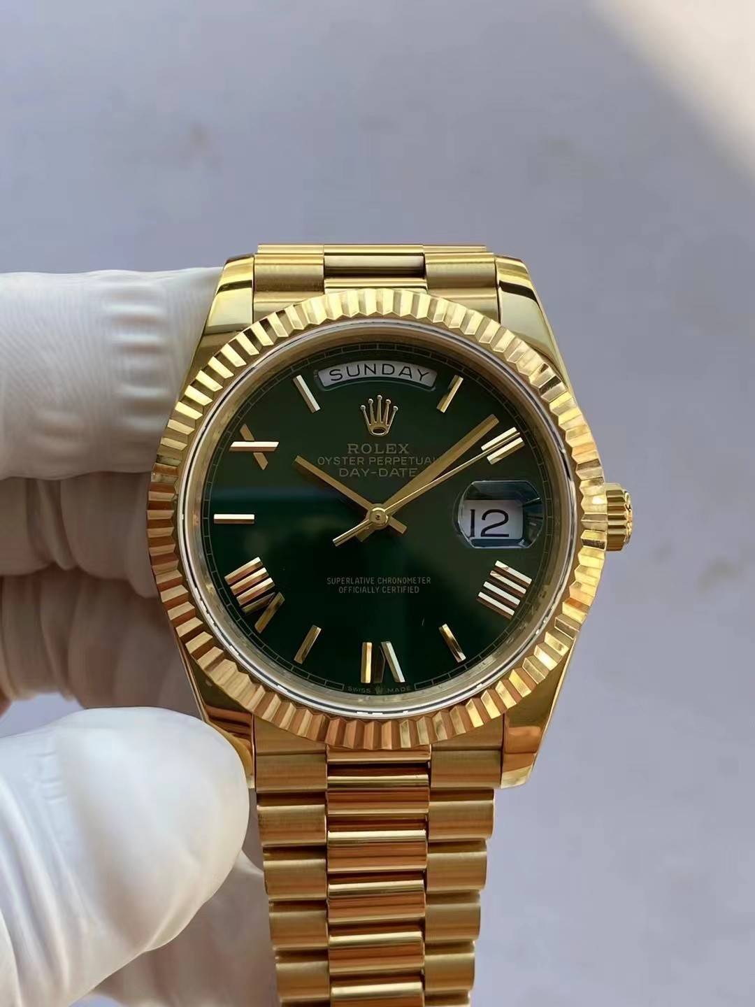 R01ex Week calendar series wristwatch 41mm
