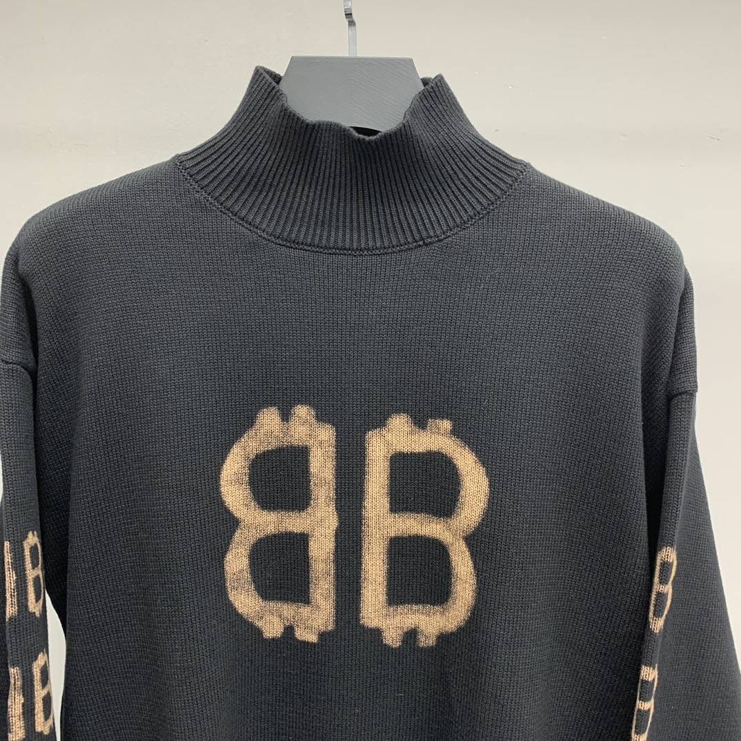 Ba1en*iaga Bitcoin turtleneck sweater