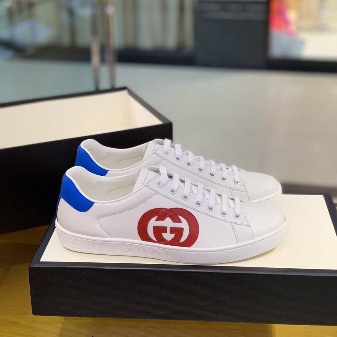 GU*Isneakers S*pport chip phone sensing