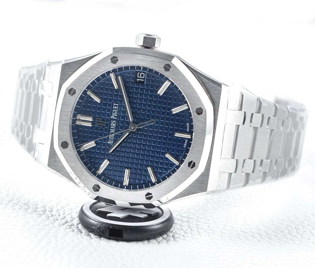 Audemars P1g*et Royal Oak 15500 Series Men