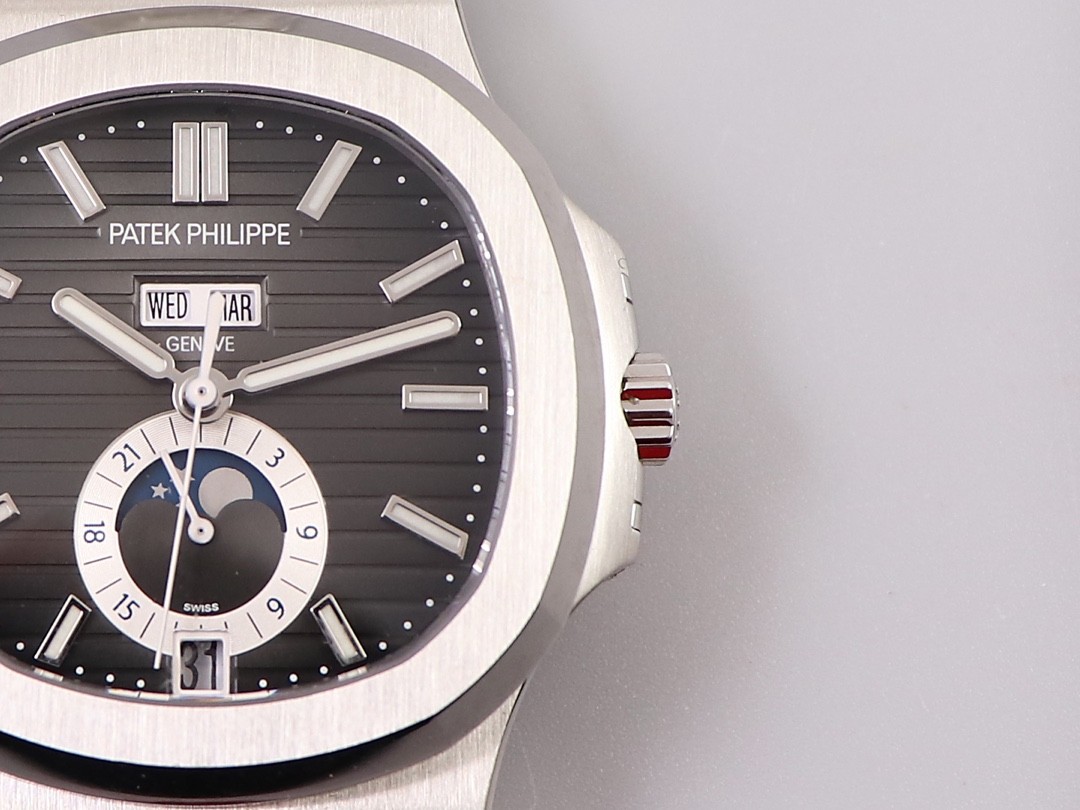 Pat*k Phi1i*pe 5726 series watch