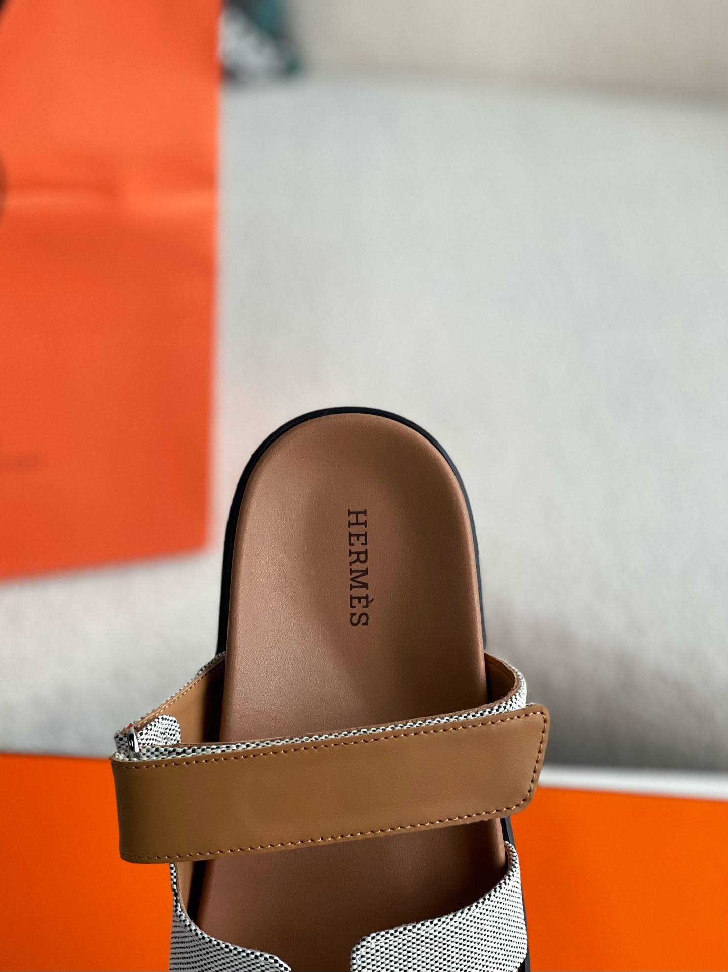 H**me5 zmir sandal