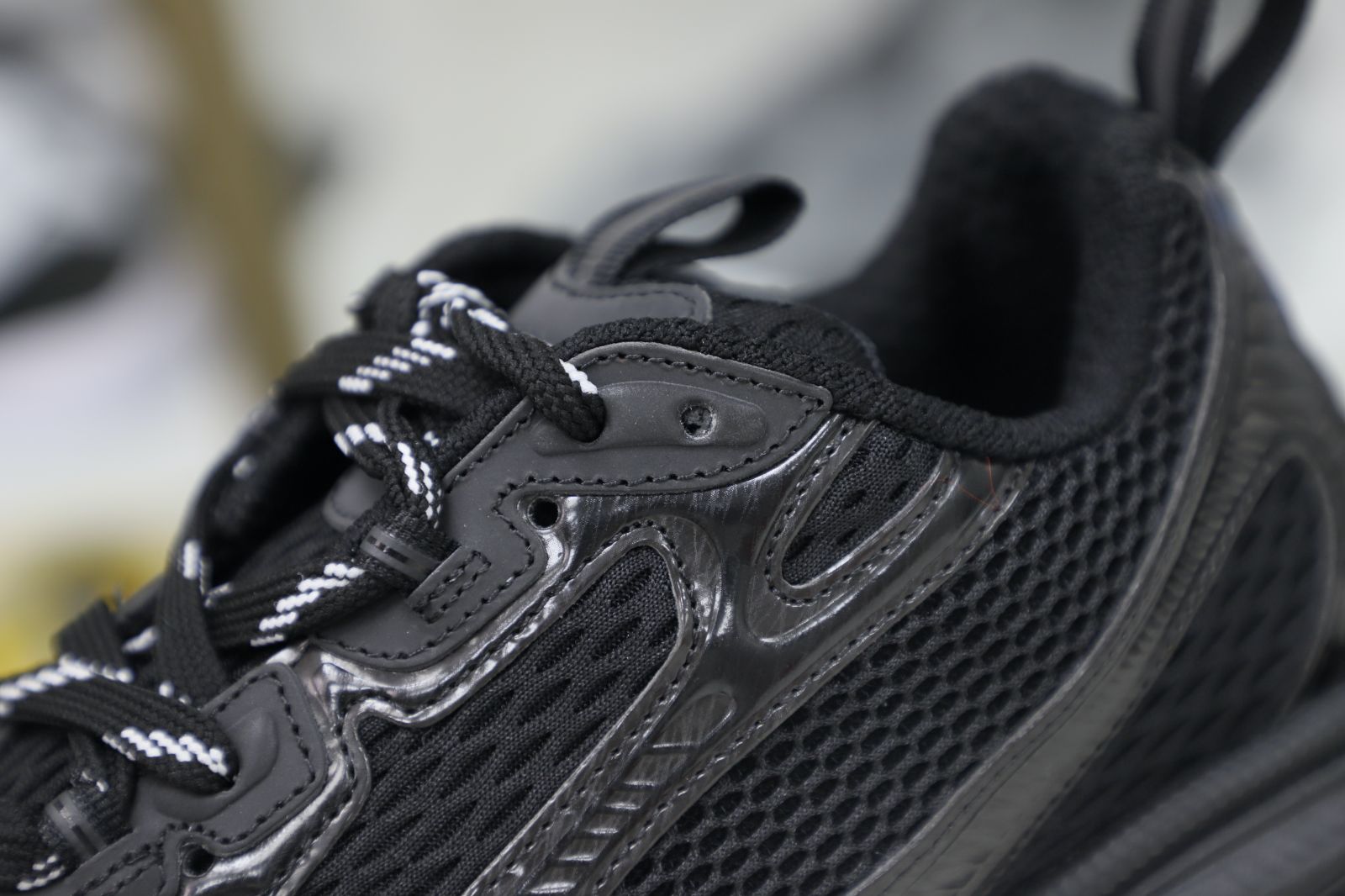 Ba1en*iaga PHANTOM SNEAKER