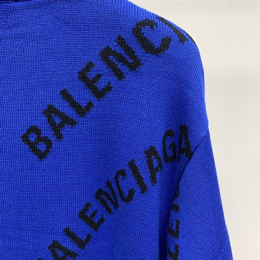 Ba1en*iaga letter sweater
