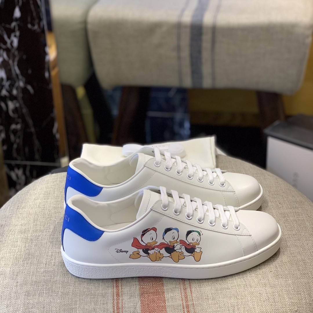 GU*Isneakers S*pport chip phone sensing