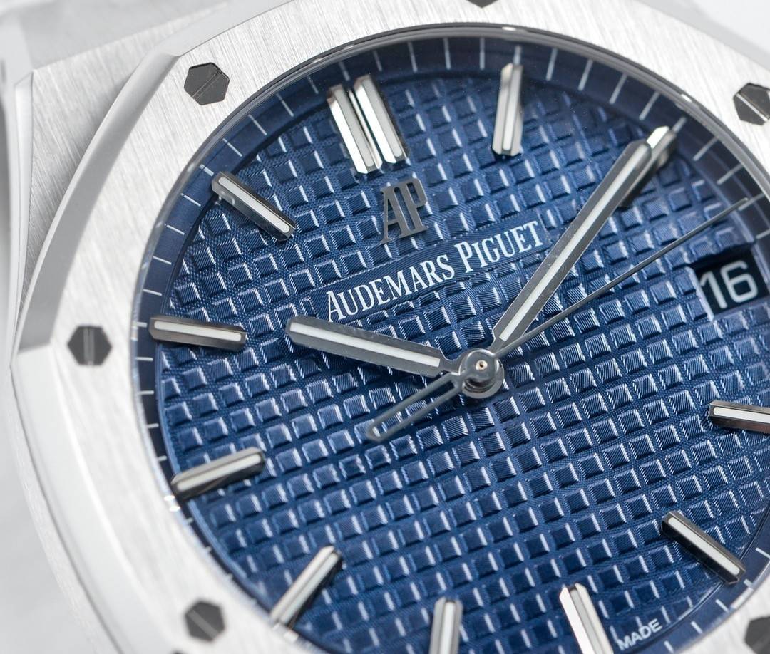 Audemars P1g*et Royal Oak 15500 Series Men