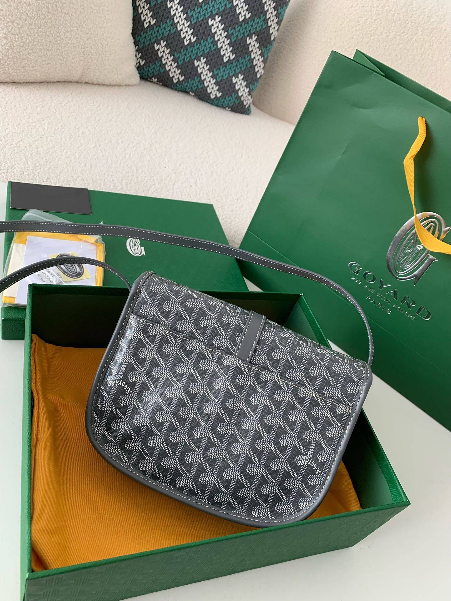 G09ard BeL*Védère bag Top Quality  Size:21.5*16*6cm