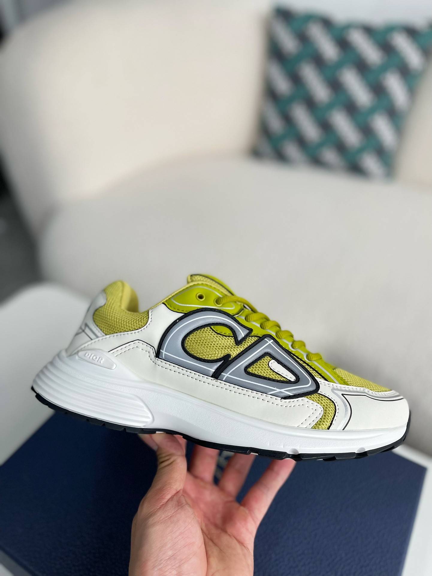 D*OR B30 New Sneaker