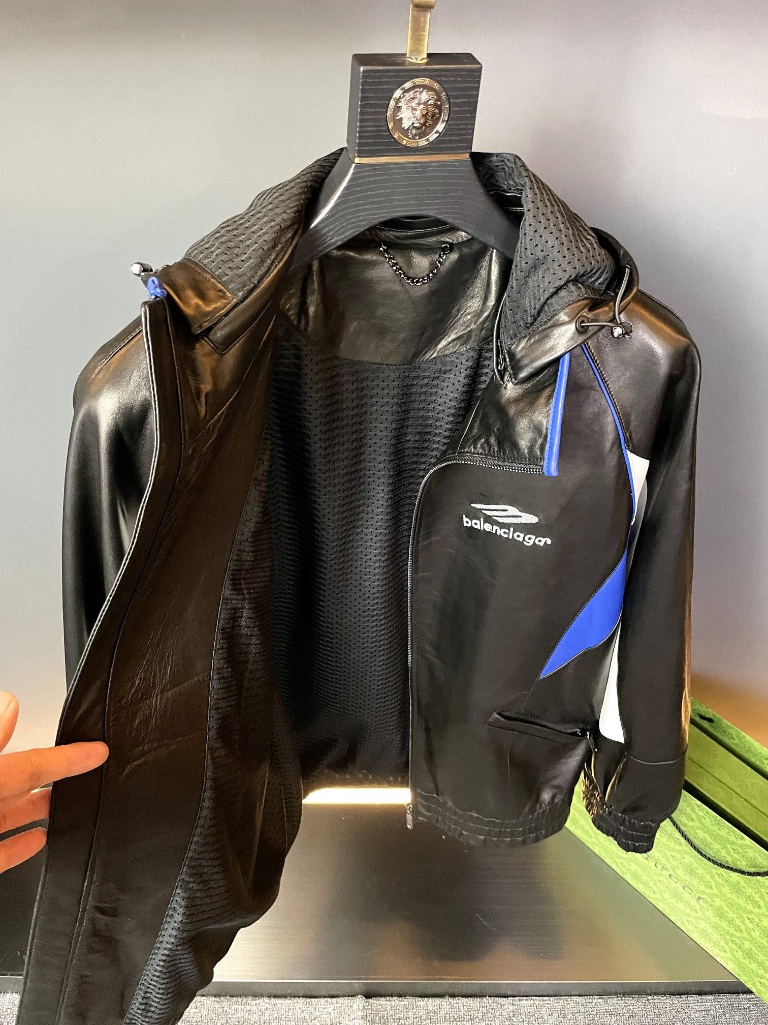 Ba1en*iaga 2023 Hooded Leather Jacket