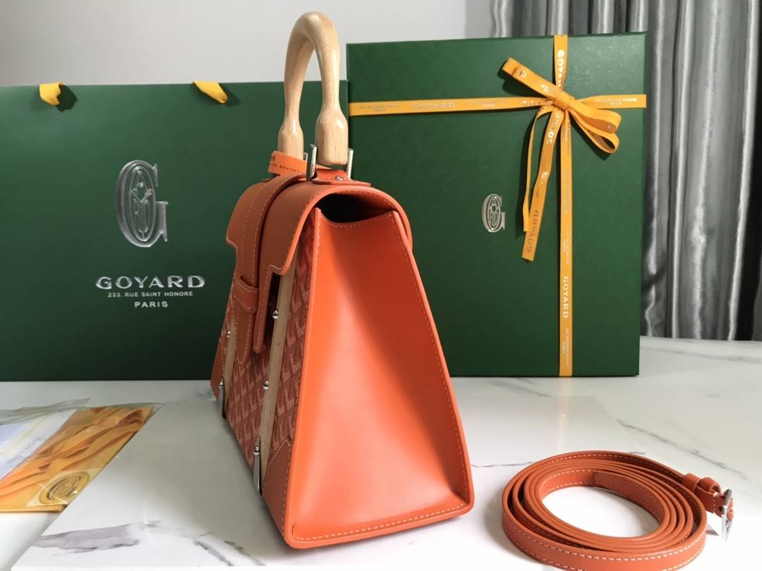 G09ard Saigon PM small bag, top quality!   Size: 28 * 20 * 12cm