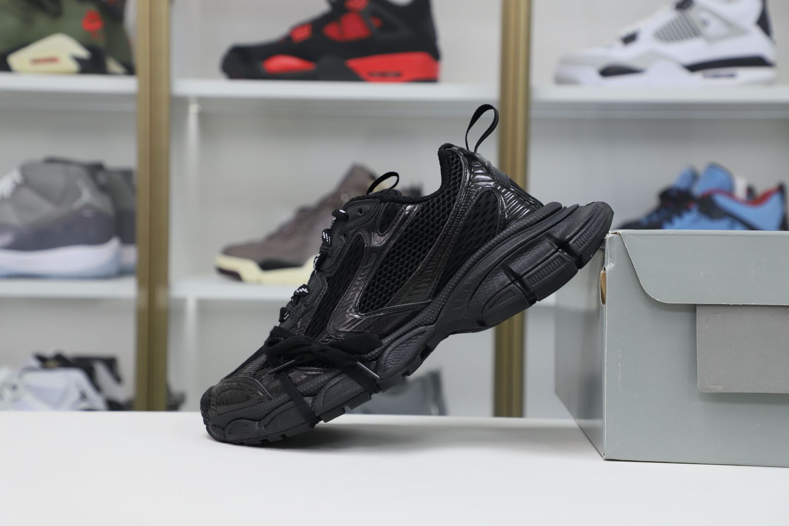 Ba1en*iaga PHANTOM SNEAKER