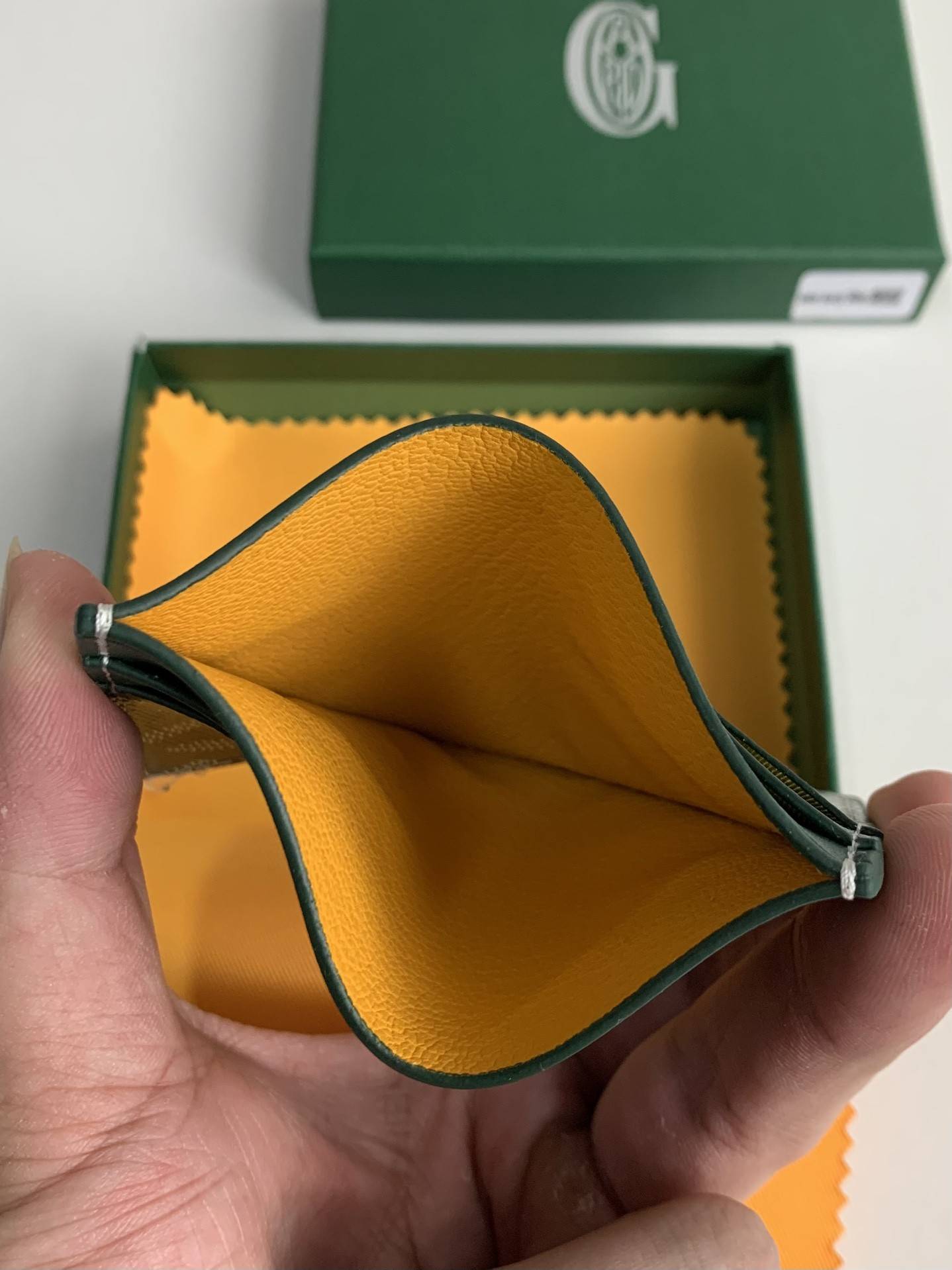 G09ard Card bag