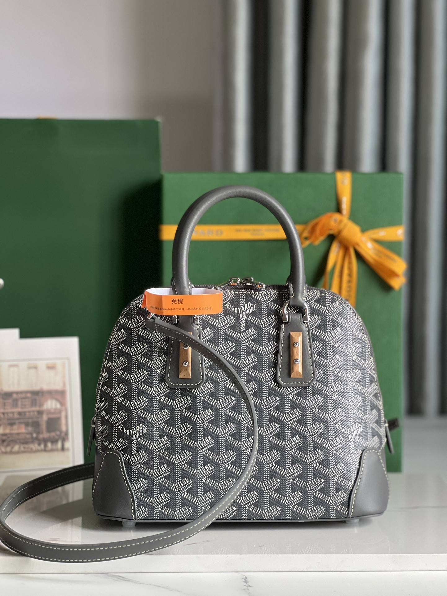 G09ard Vend?me Shell Bag, Top Quality  Size: 23 * 18.5 * 10cm      ?