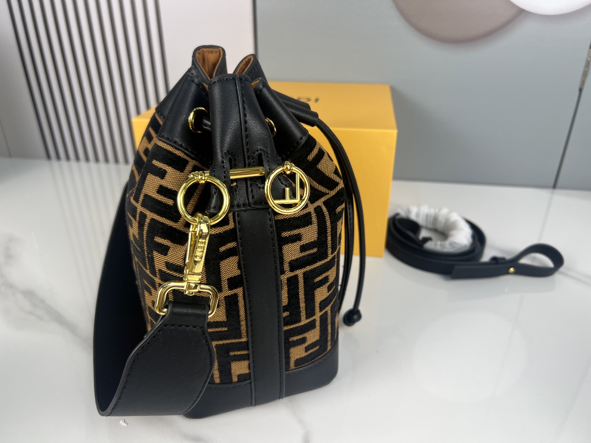 F**di Mon Tresor Small Bucket Bag Size: 15-23cm