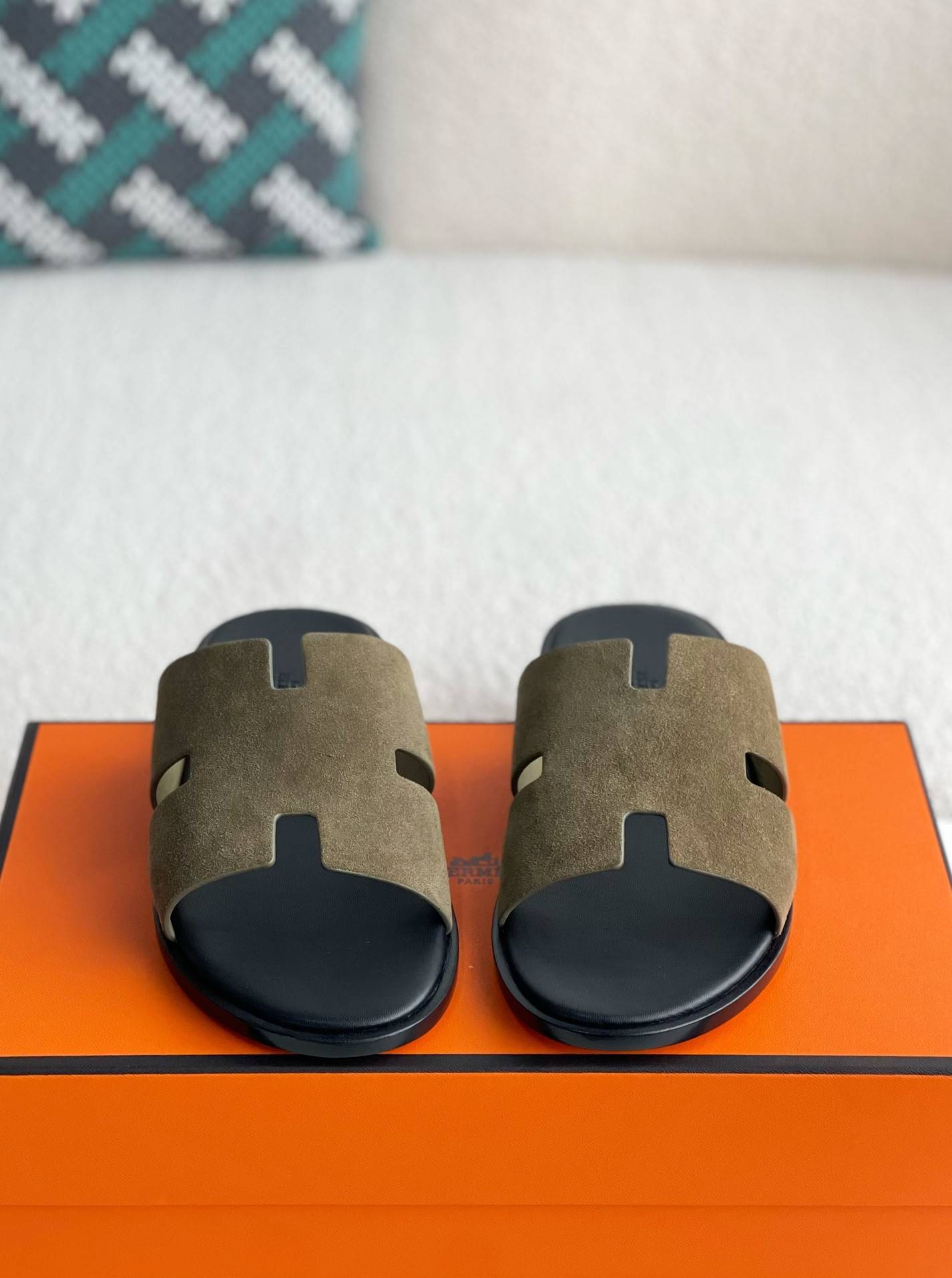 H**me5 zmir sandal
