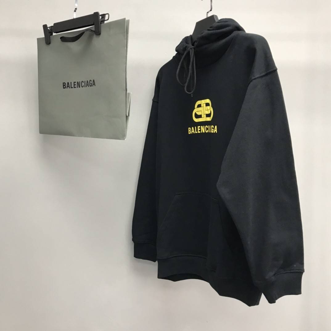 Ba1en*iaga lock hooded sweatshirt