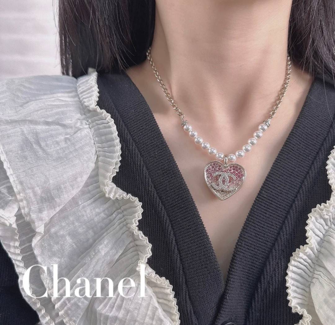 Ch**el Large Double Sided Heart Necklace