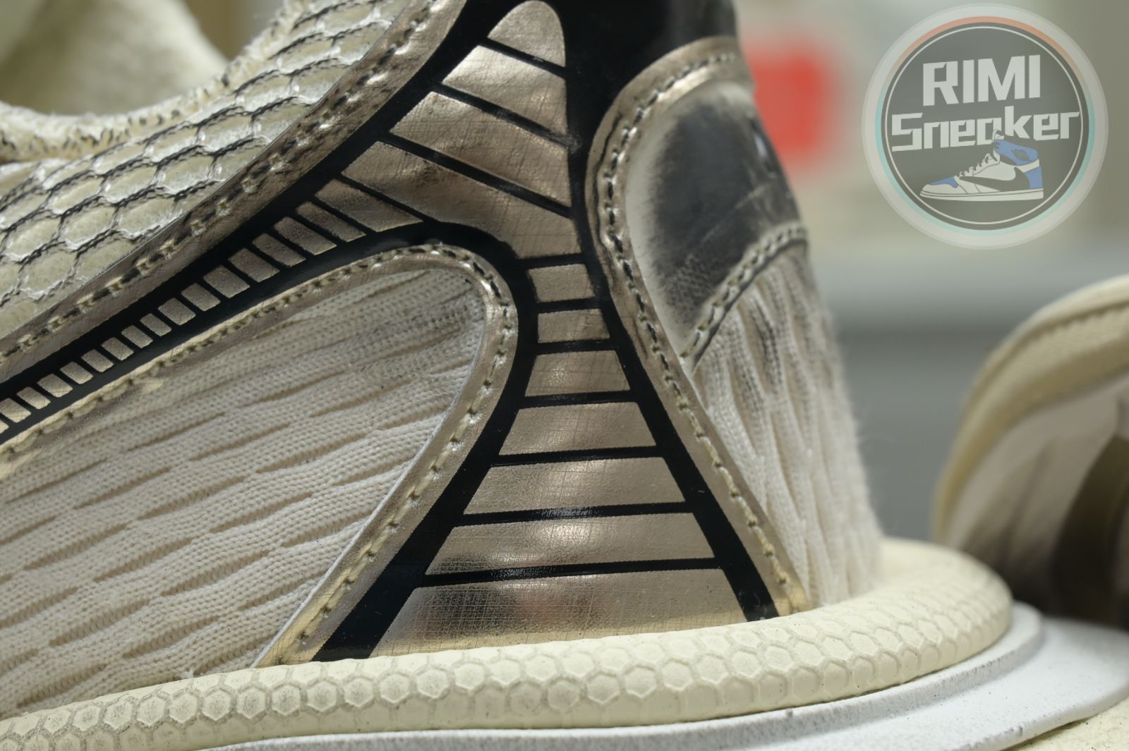 Ba1en*iaga PHANTOM SNEAKER