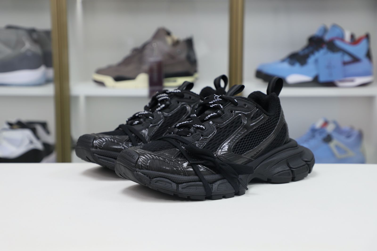 Ba1en*iaga PHANTOM SNEAKER