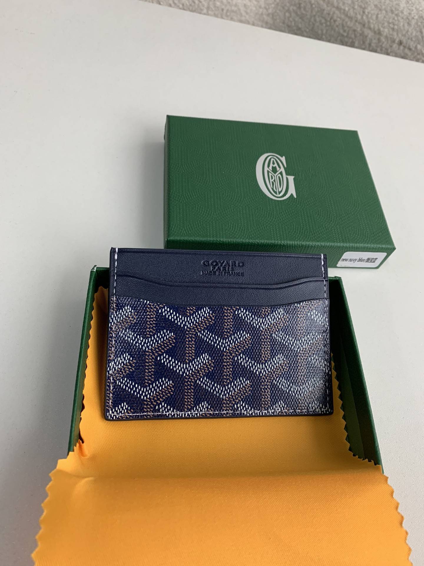 G09ard Card bag