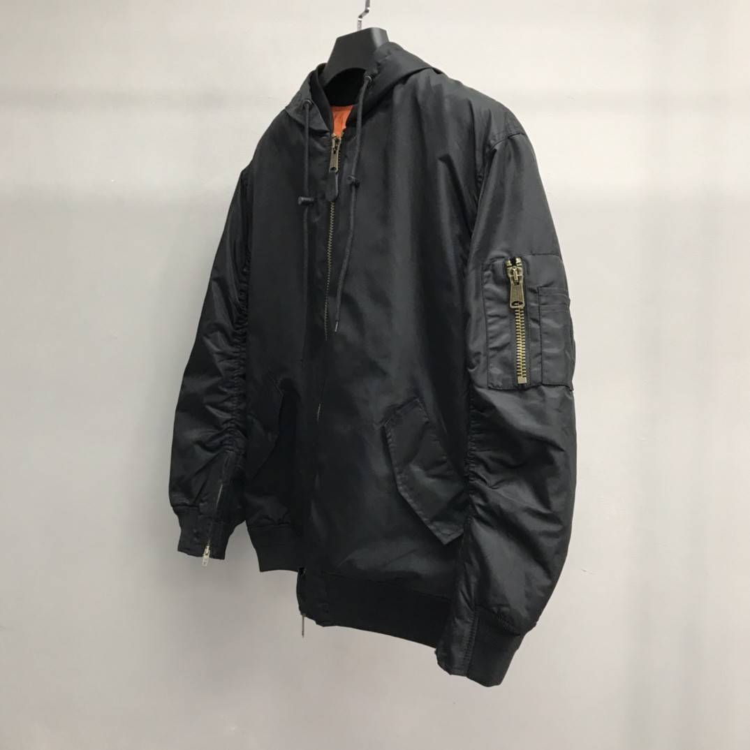 Ba1en*iaga foamed wheat logo jacket