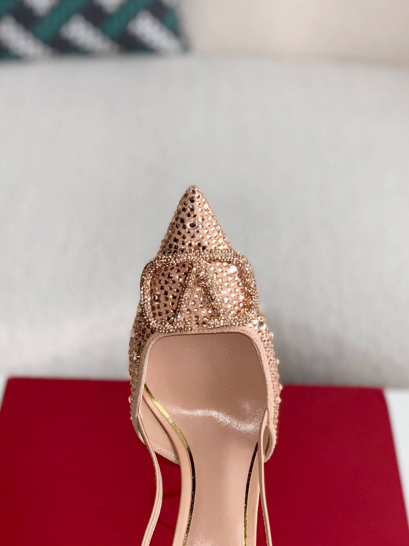 Va1e*ntin0 Summer 2023 new high-heeled sandals